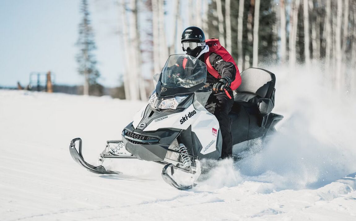 Best snowmobile helmet deals for trail riding